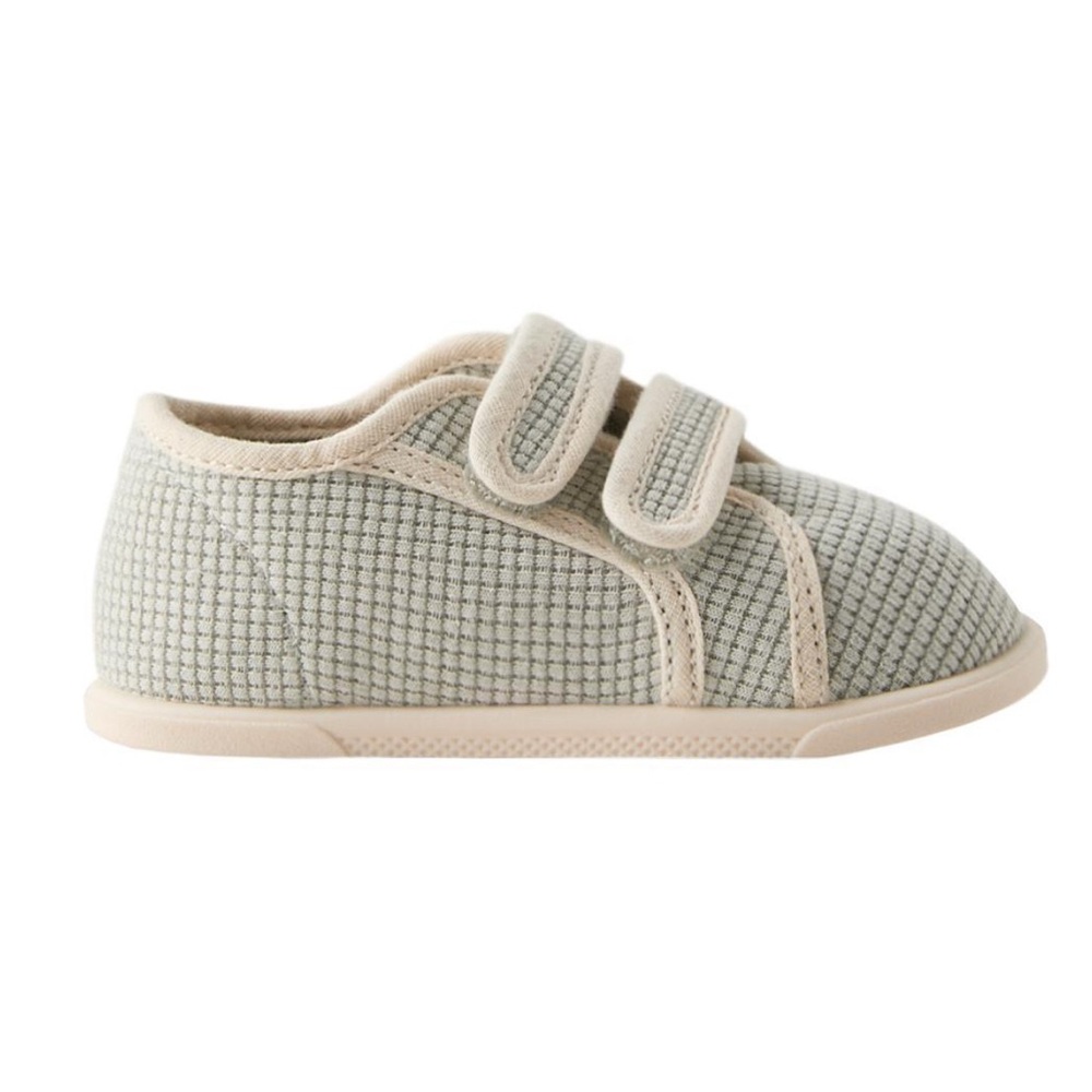 Zara Kids Slippers in Light Gray and Beige